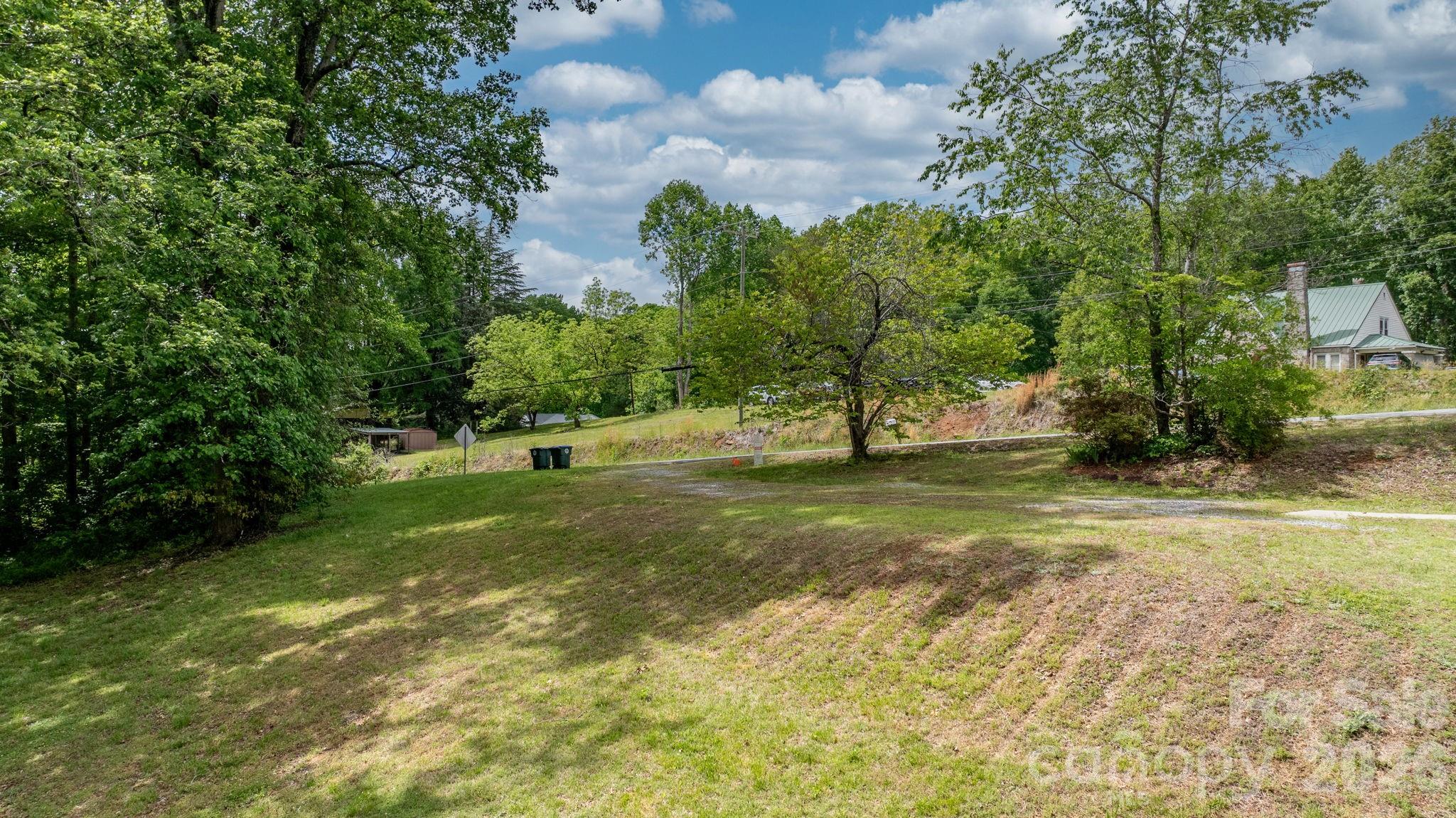 main property photo 18