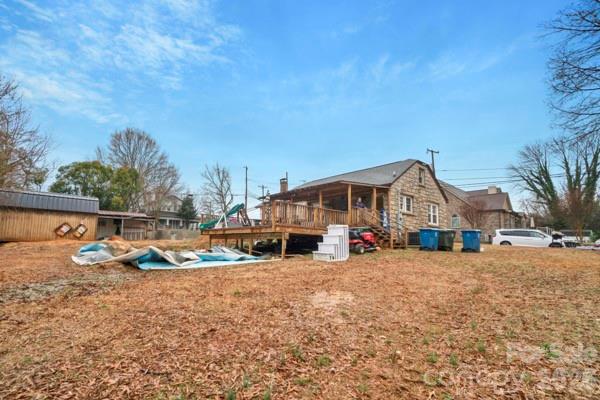 main property photo 25