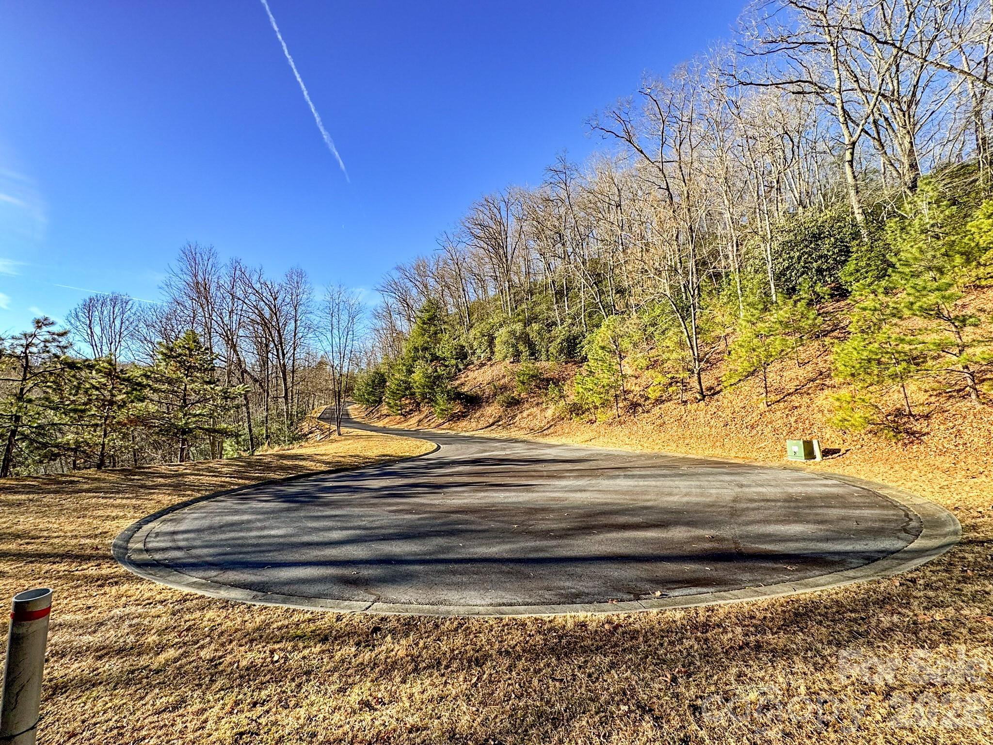 main property photo 25
