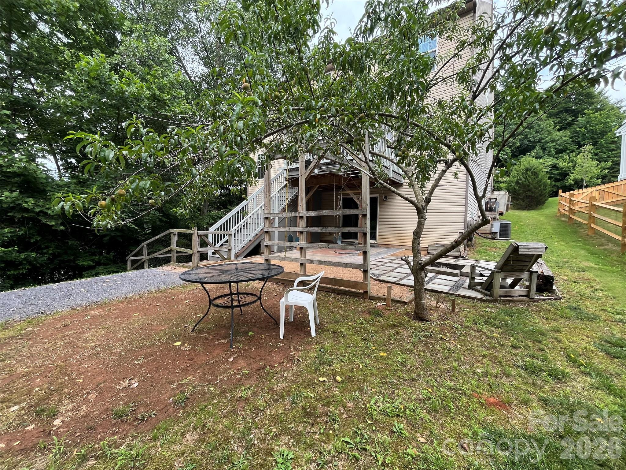 main property photo 32
