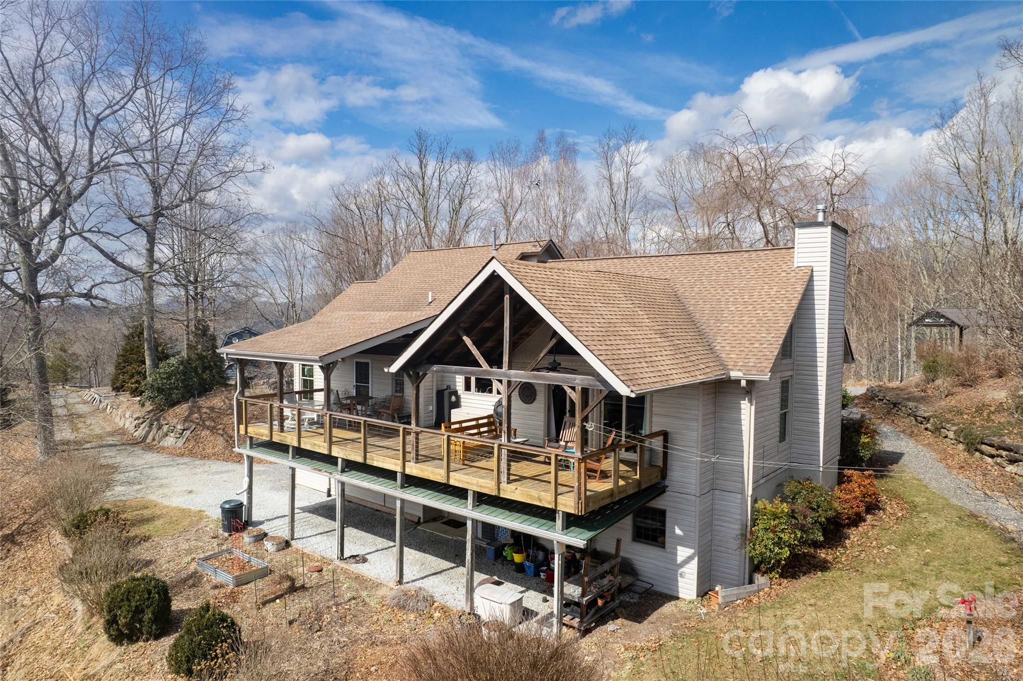 main property photo 30