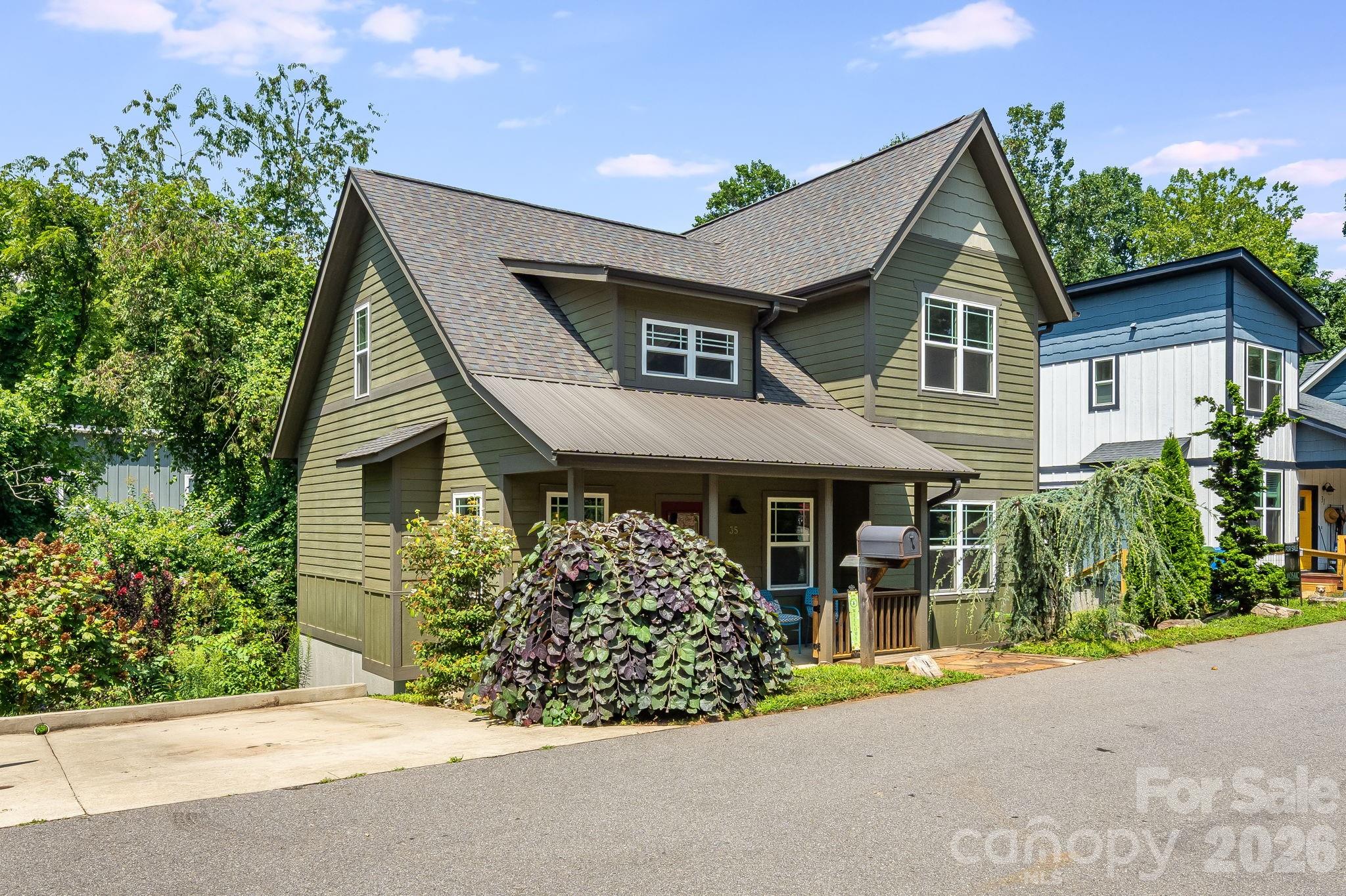 main property photo 30