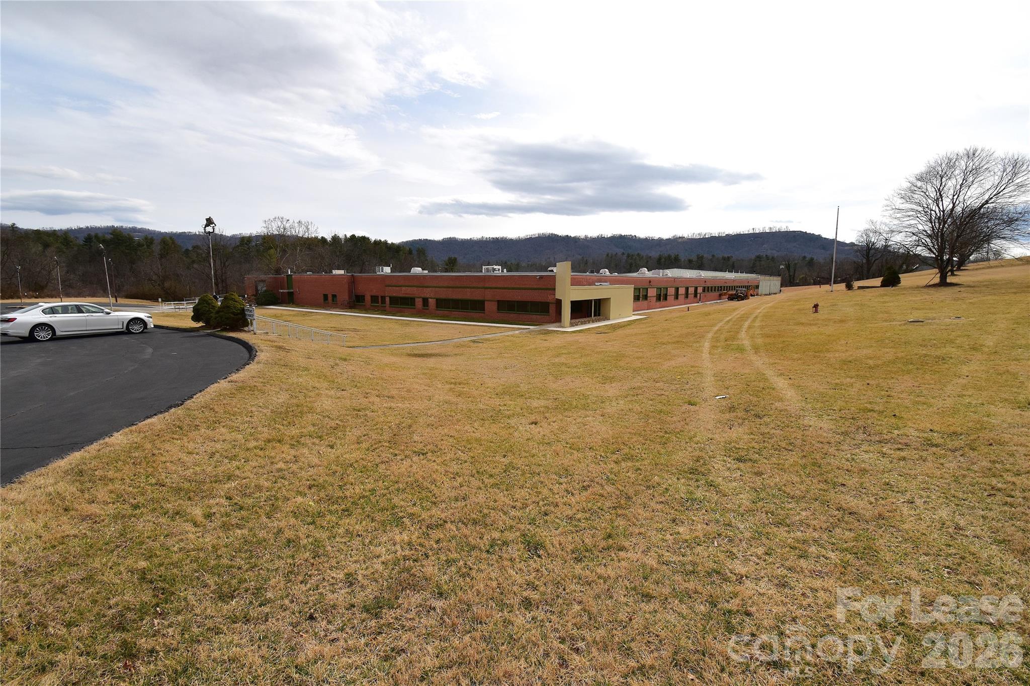 main property photo 14