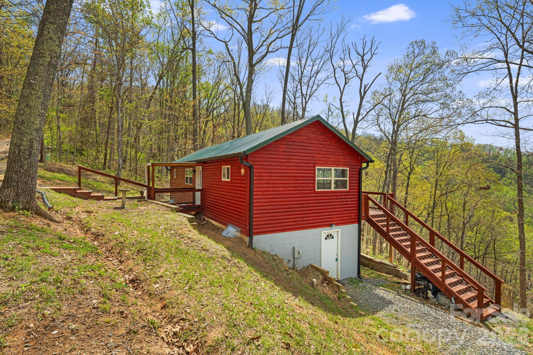 main property photo 22