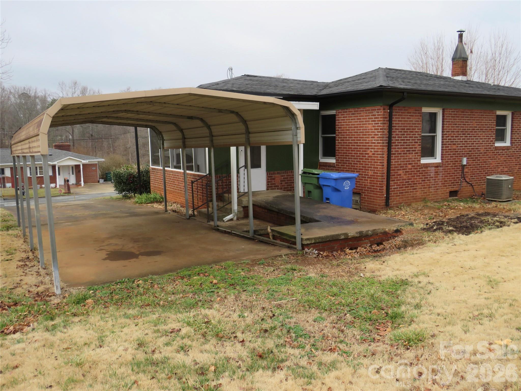 main property photo 24