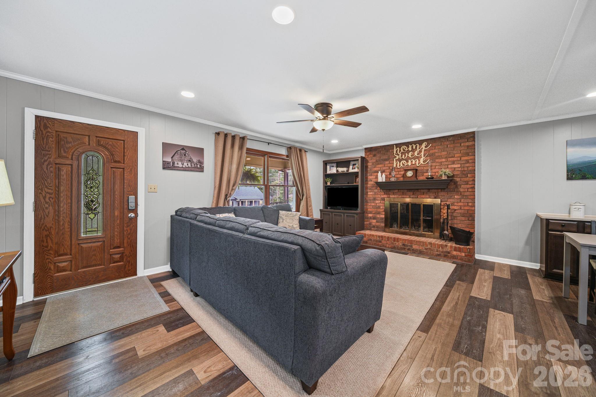 main property photo 12