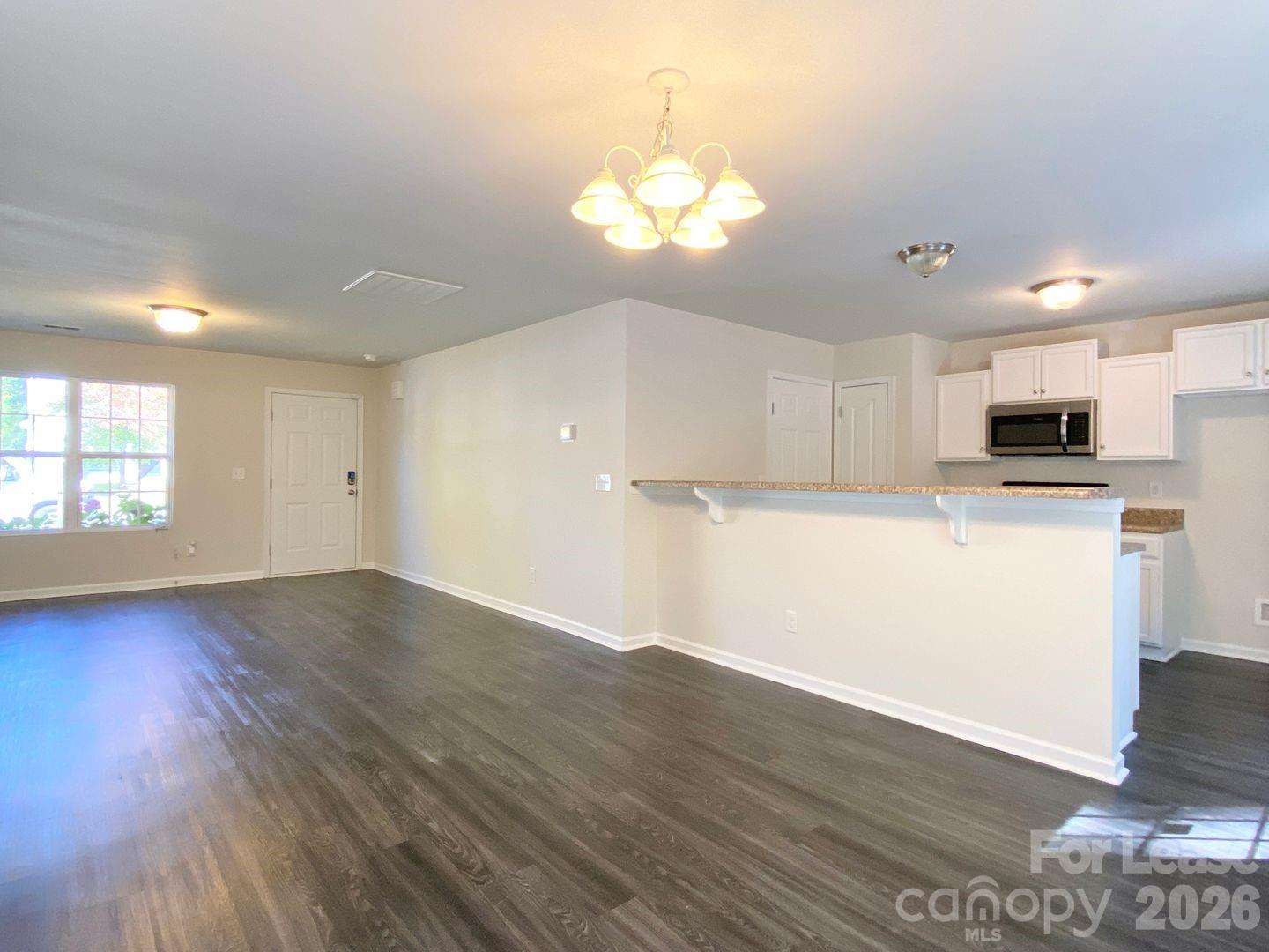 property viewer photo 3