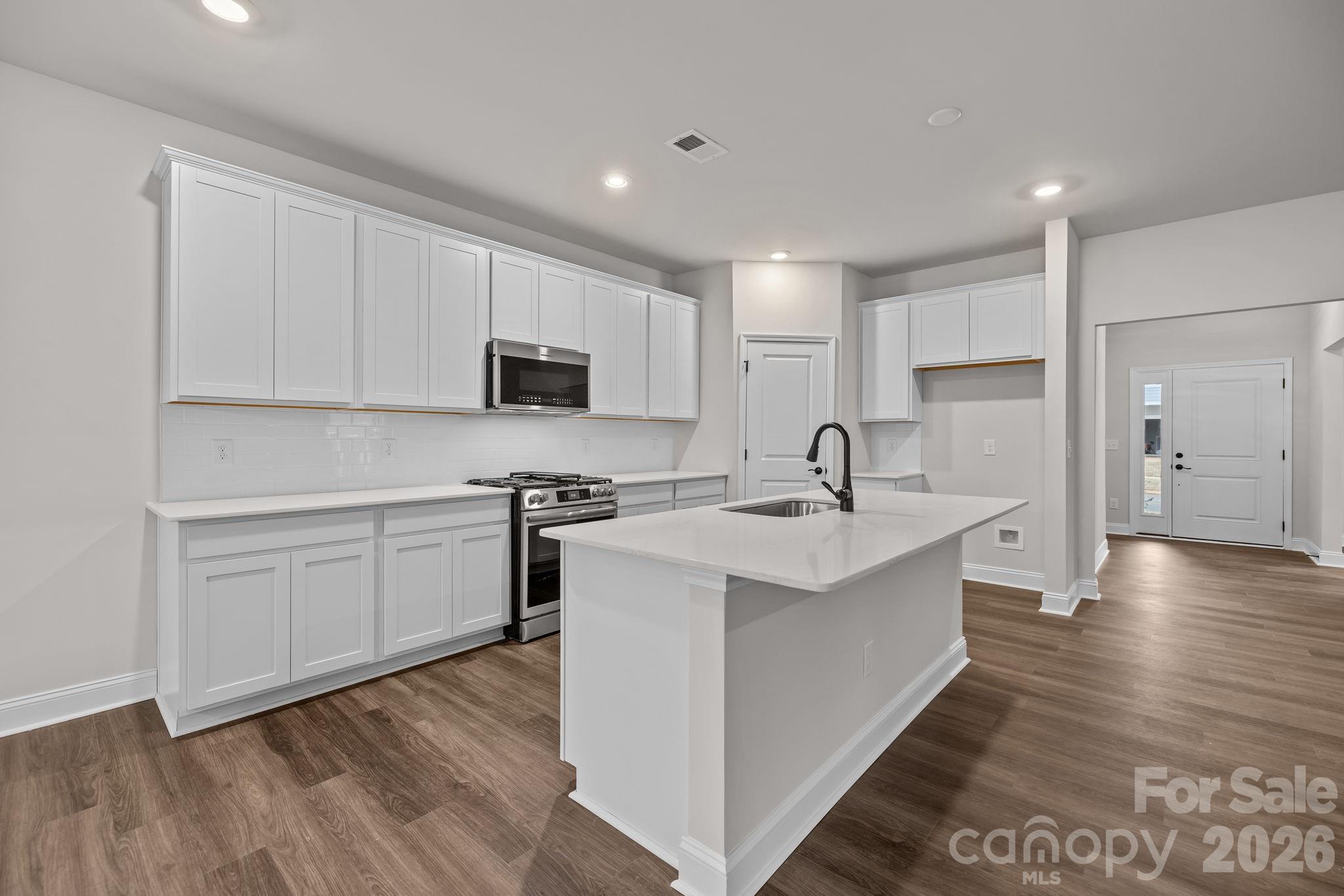 property viewer photo 16