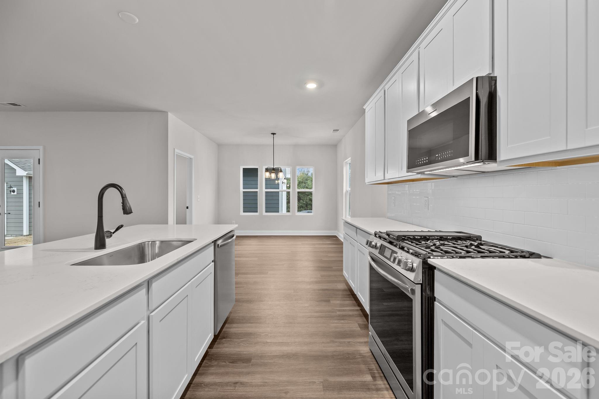 property viewer photo 18