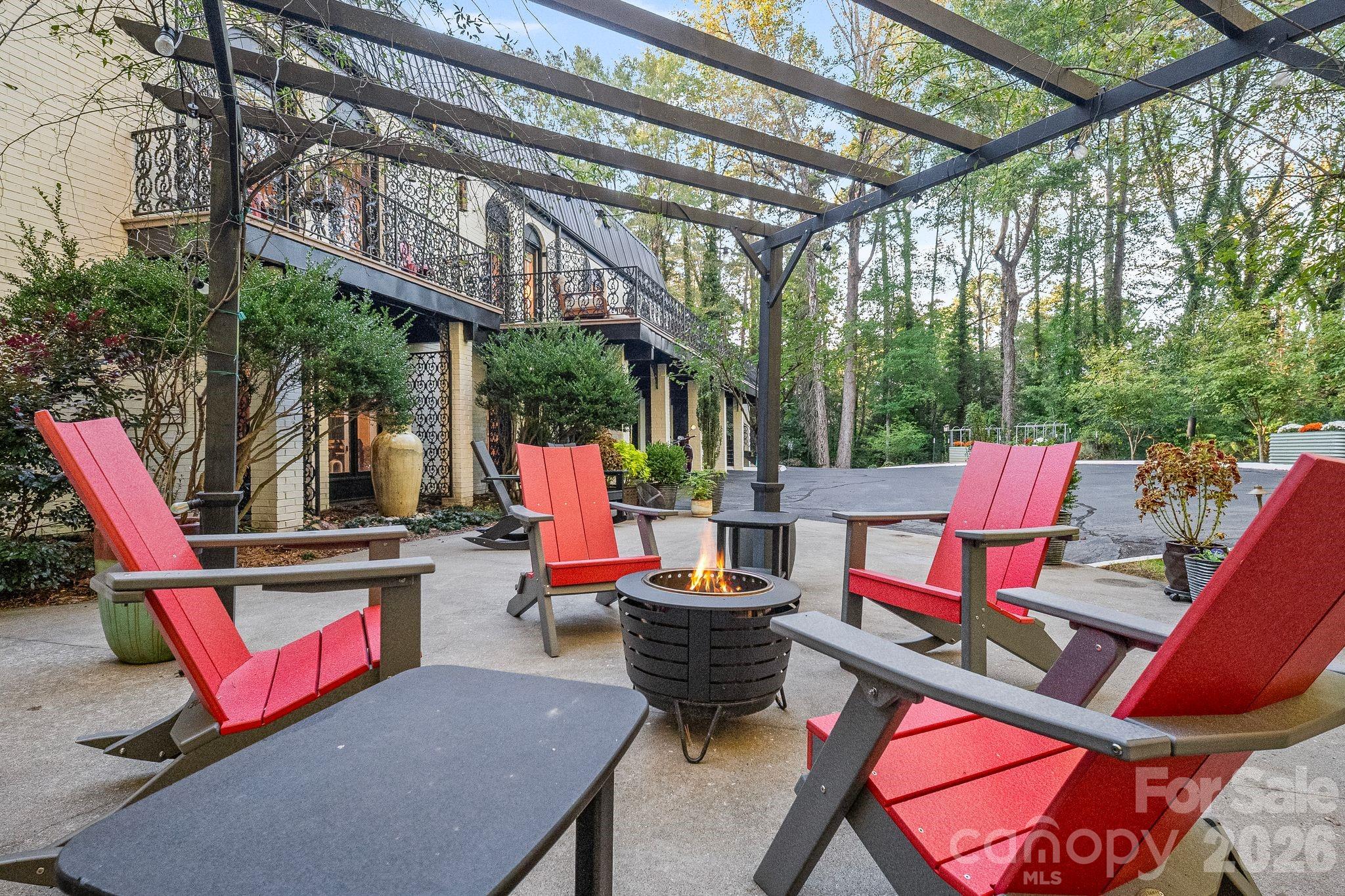 main property photo 29