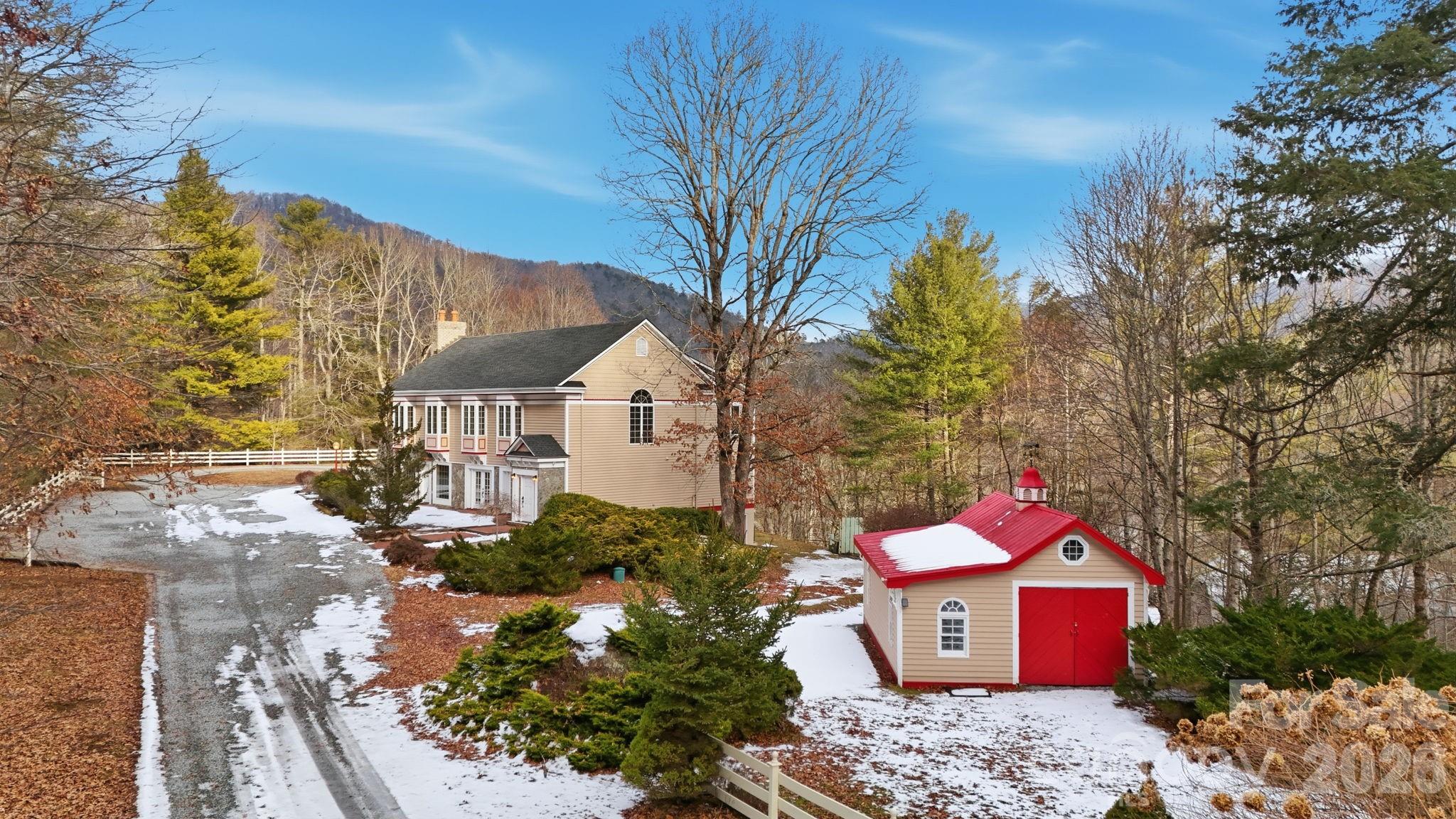 main property photo 6