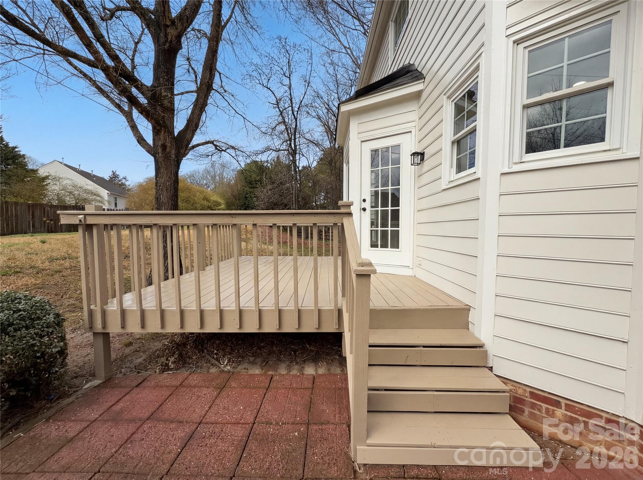 main property photo 18