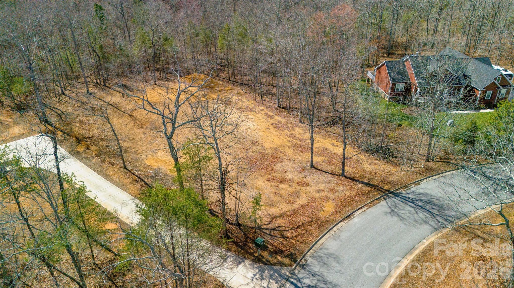 main property photo 0
