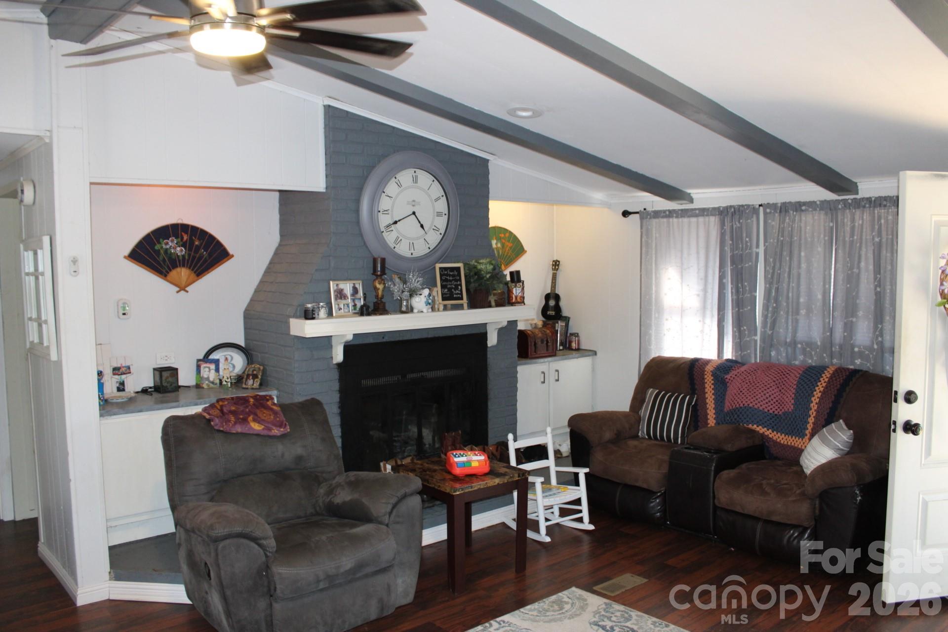 main property photo 30