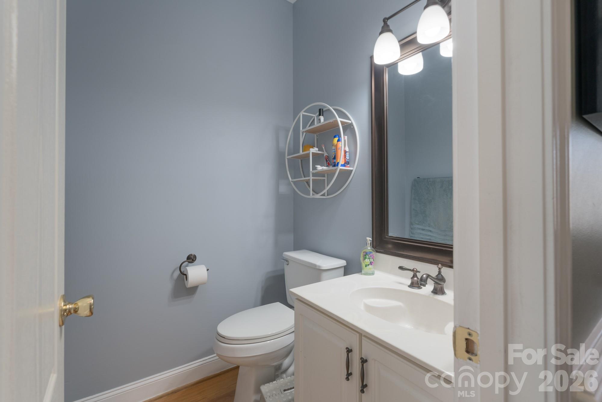 main property photo 8