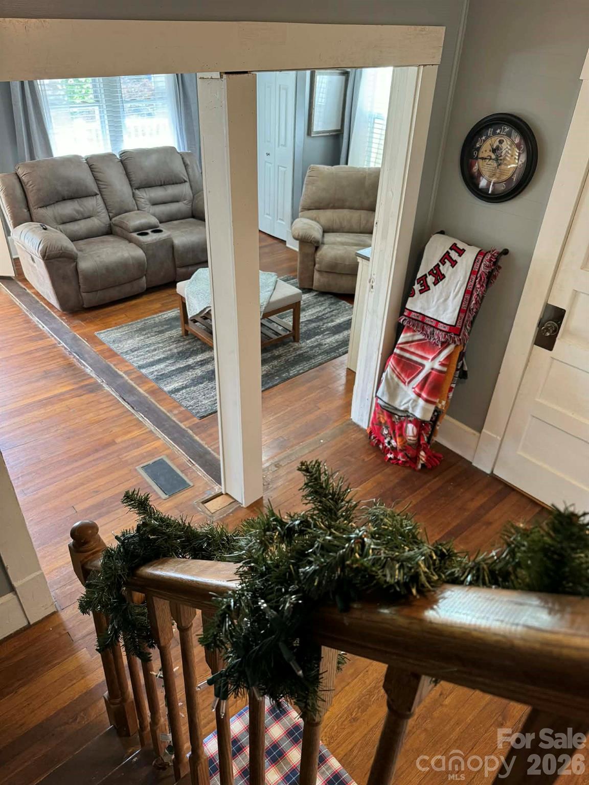 main property photo 27