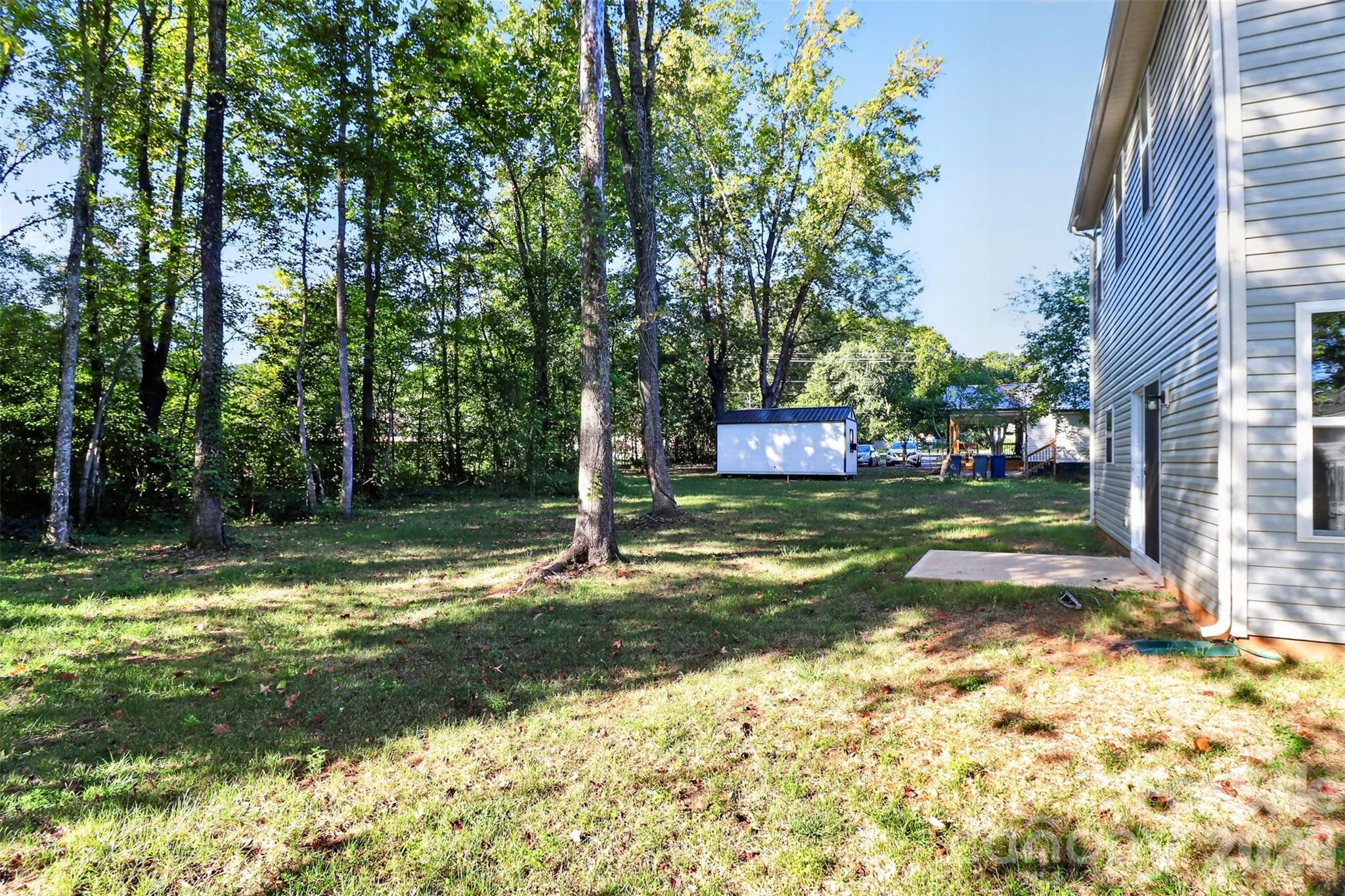 main property photo 35