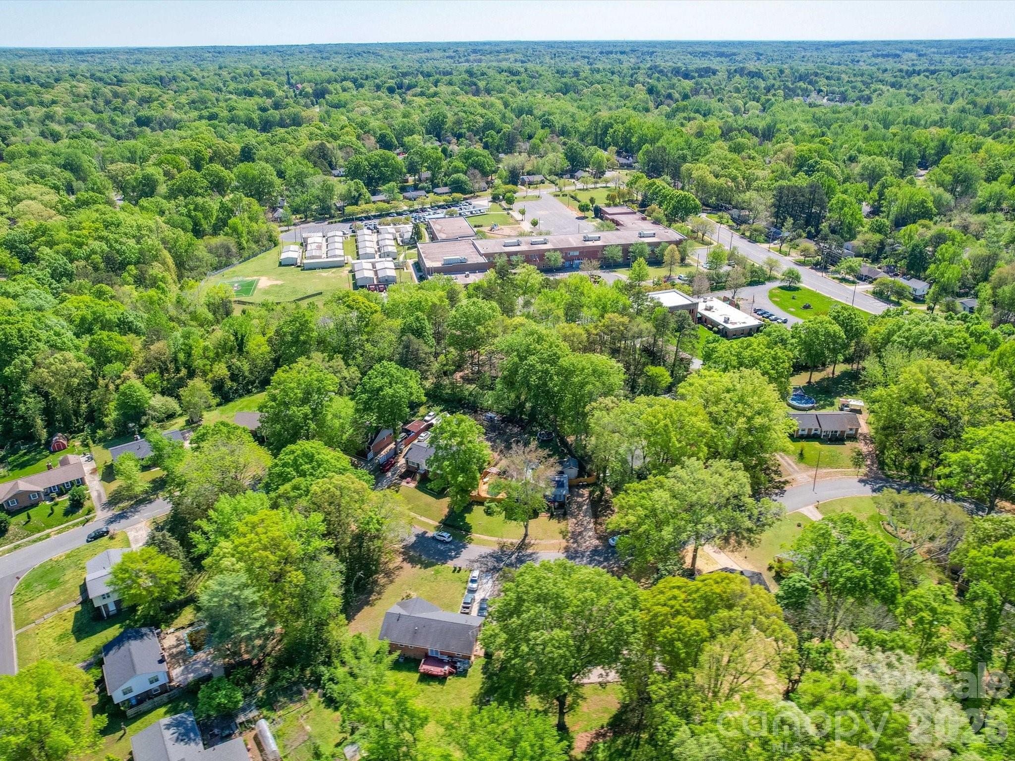 main property photo 37