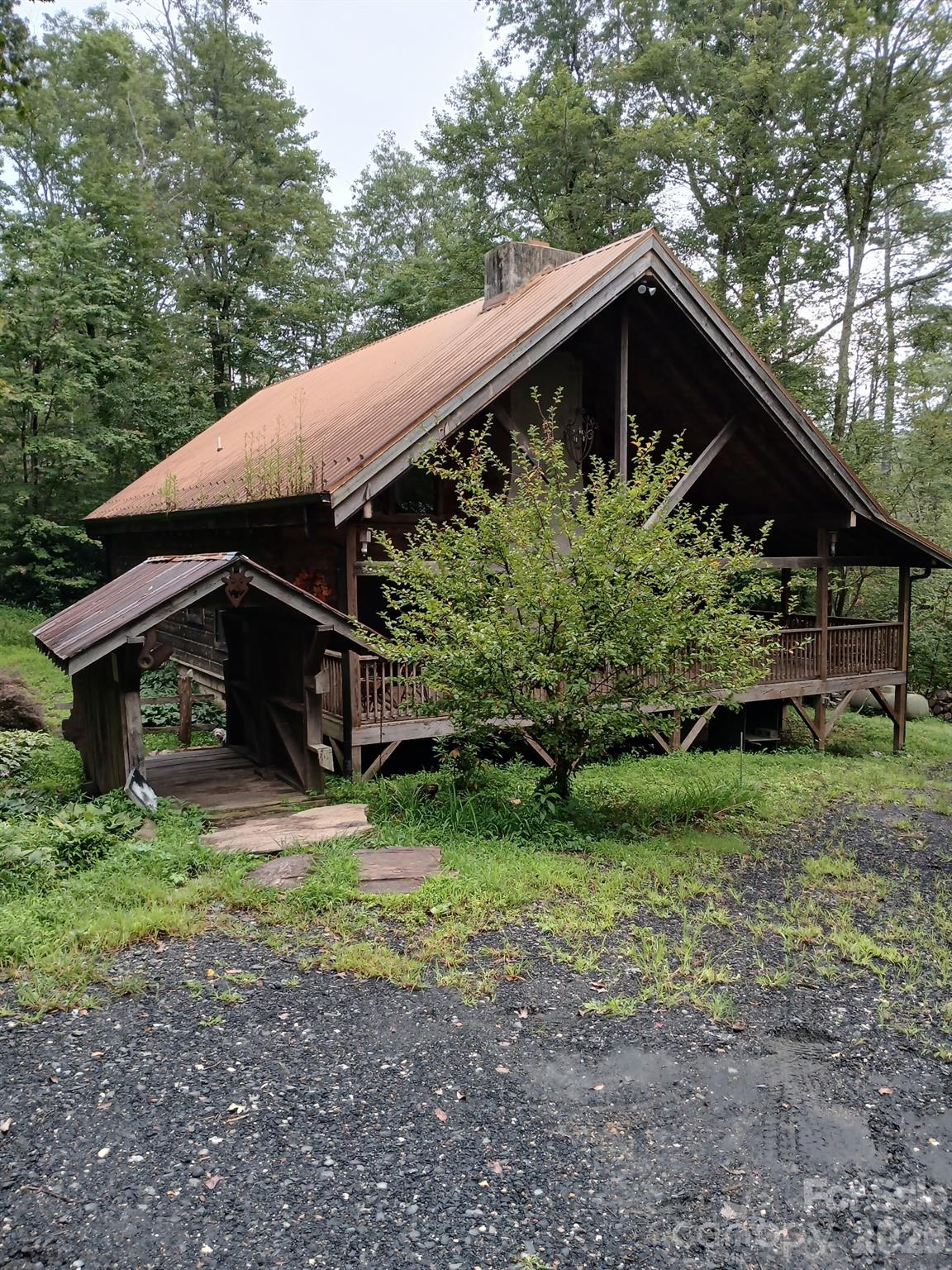 main property photo 2