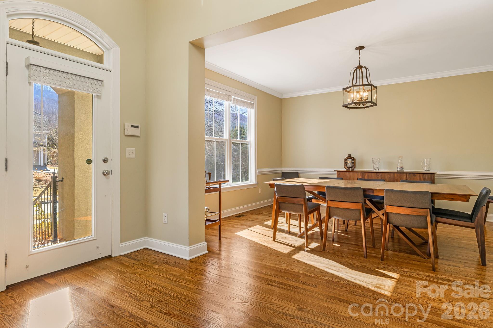 property viewer photo 10