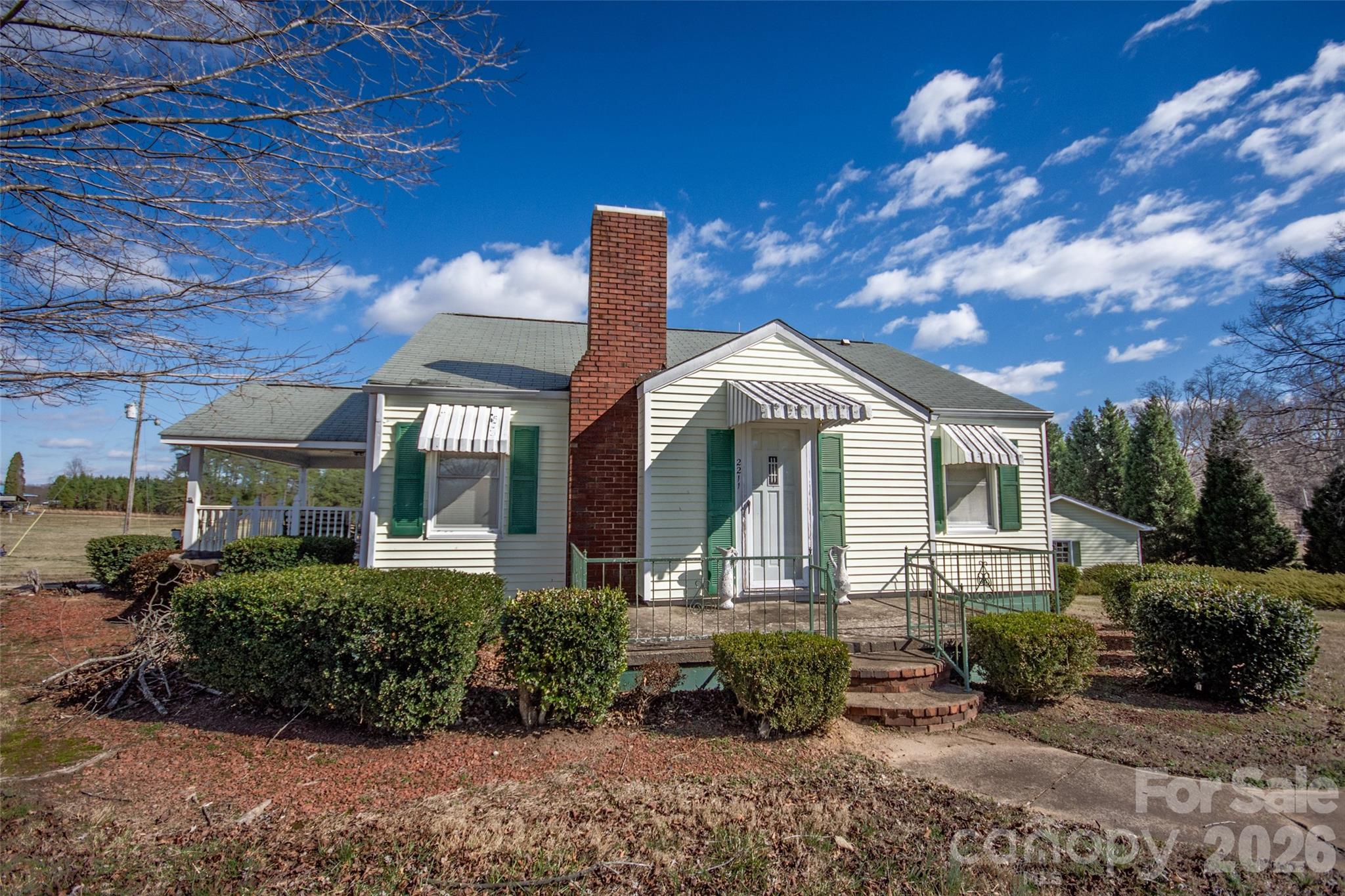 main property photo 6