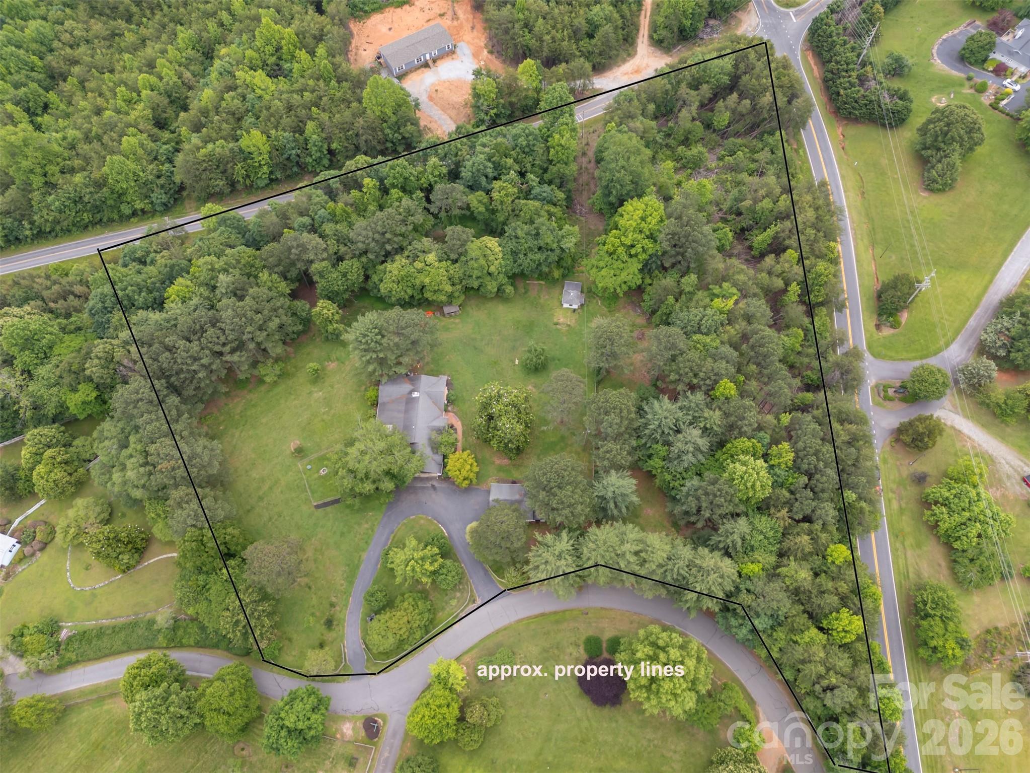 main property photo 45