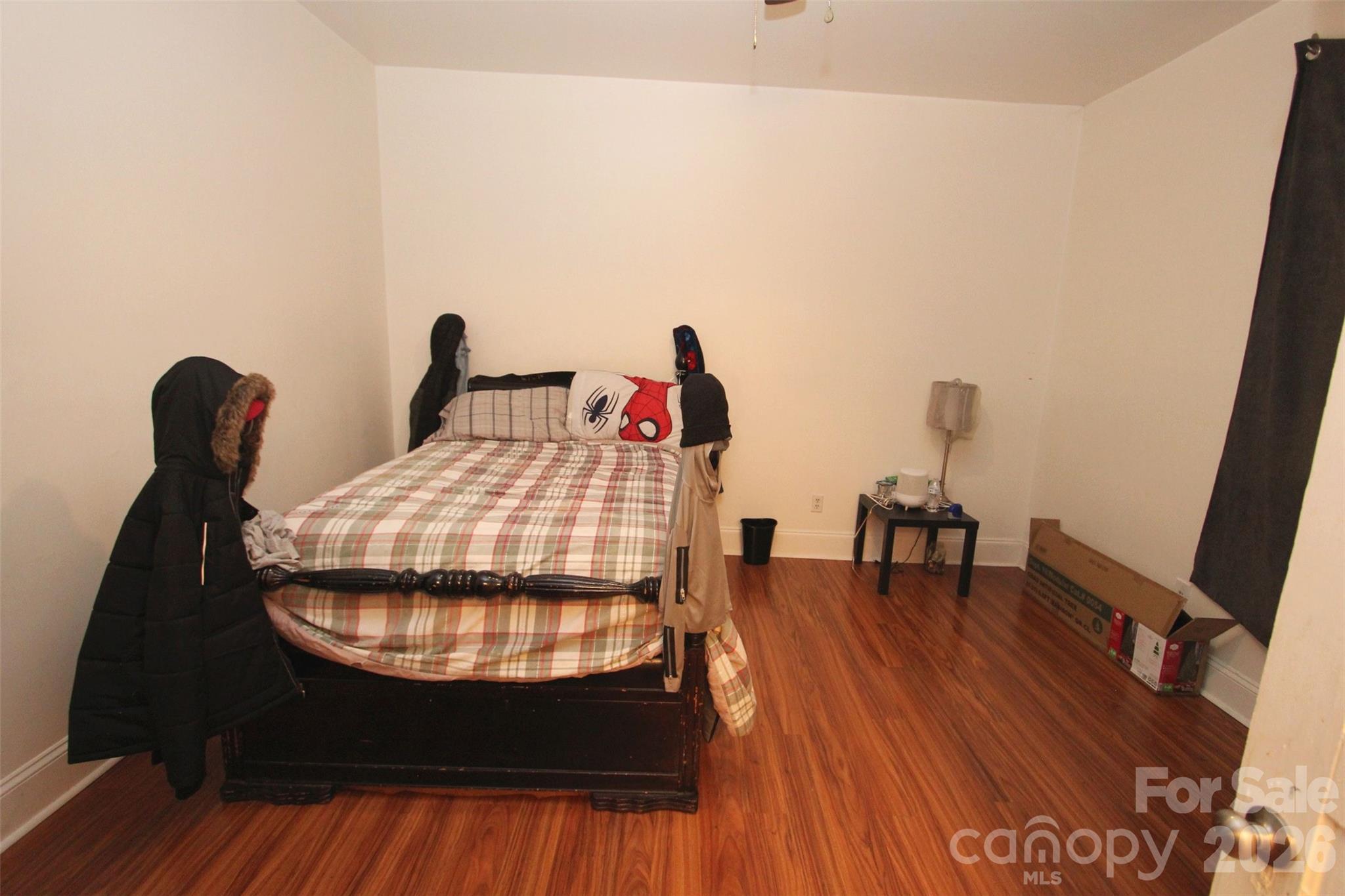 main property photo 6