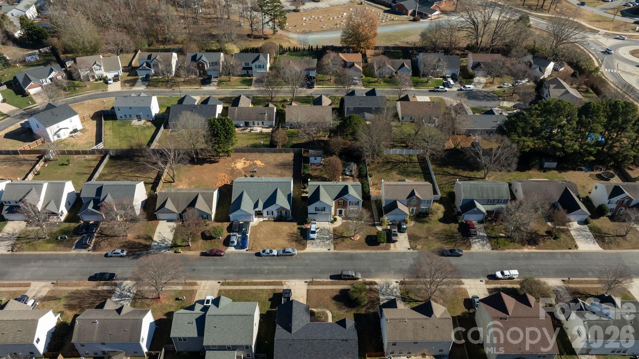 main property photo 16
