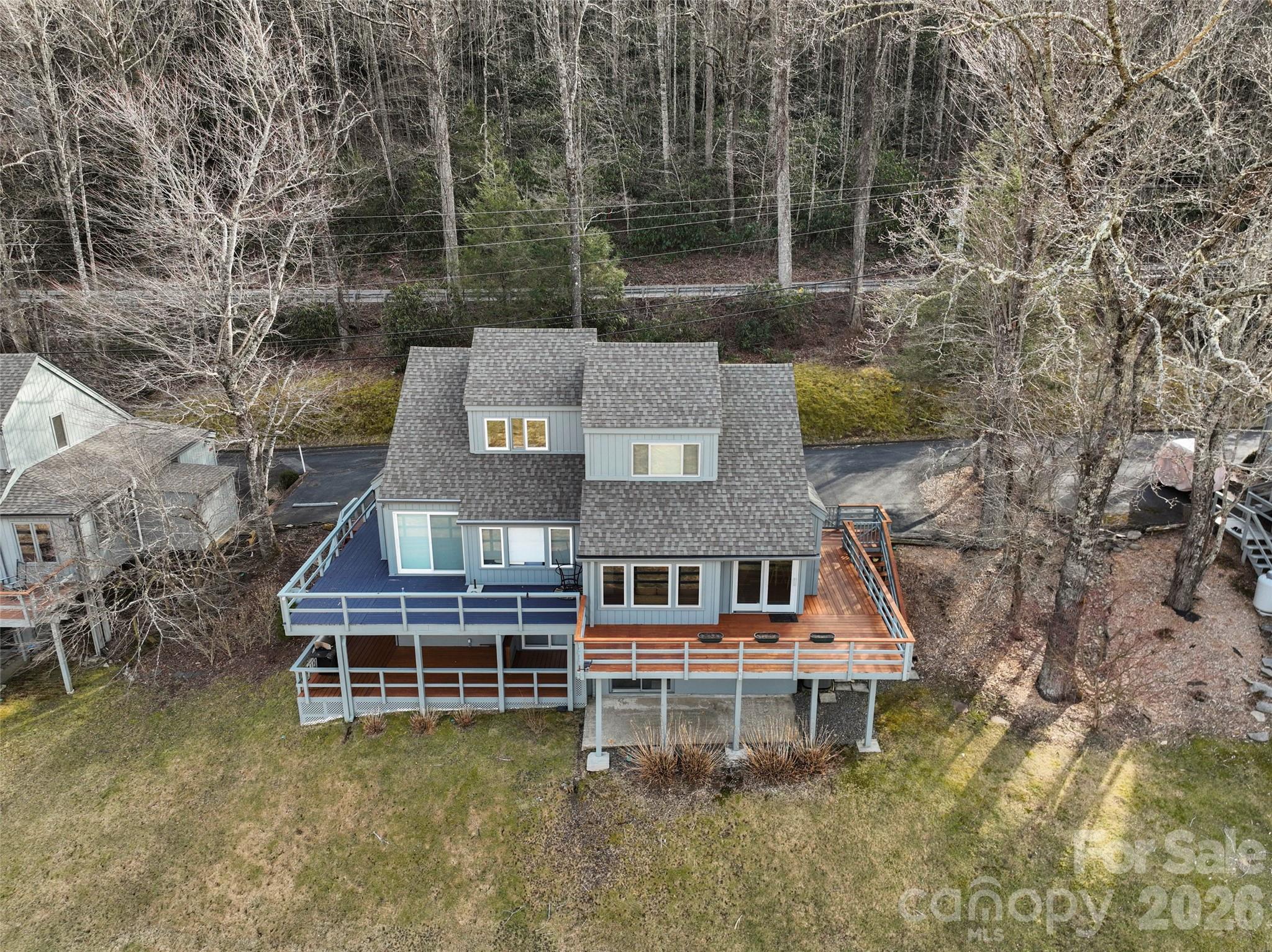 main property photo 40