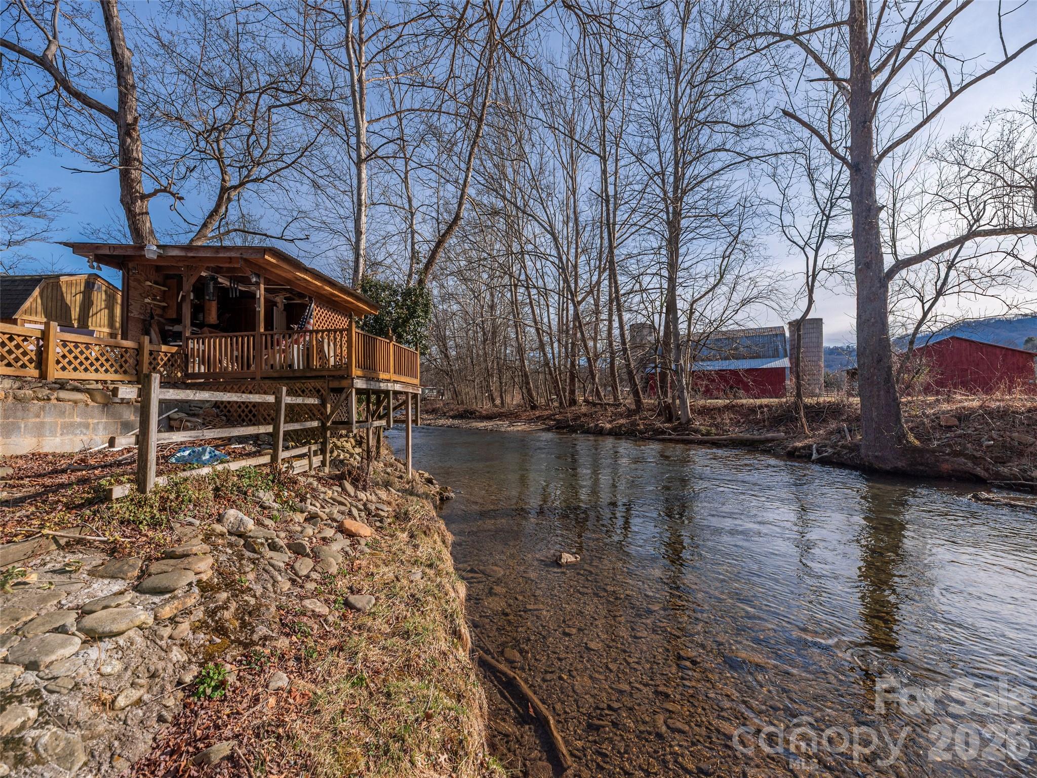 main property photo 17