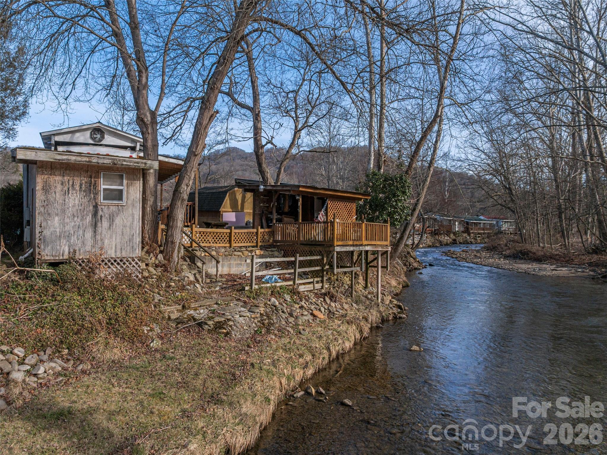 main property photo 22