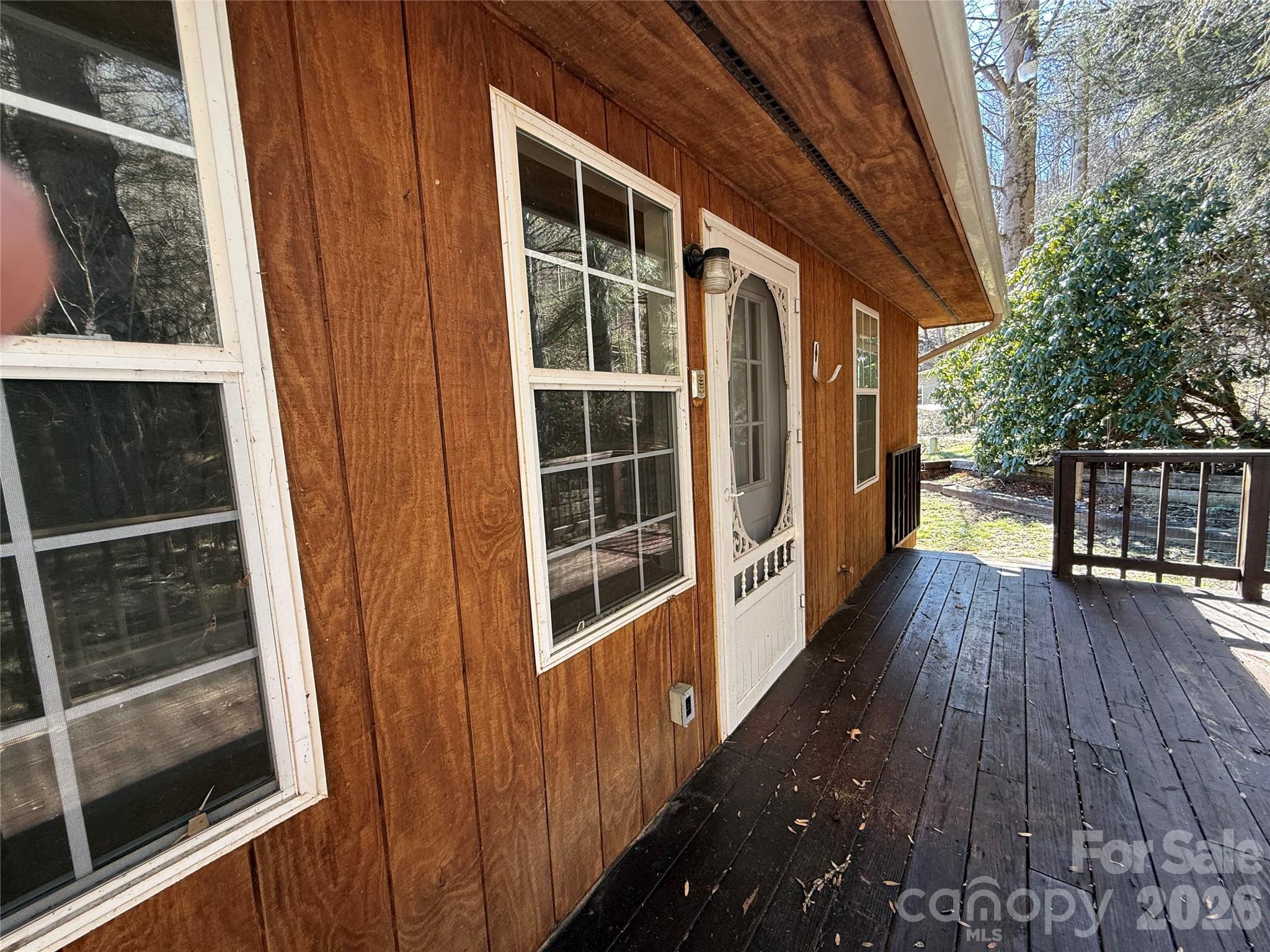 main property photo 30