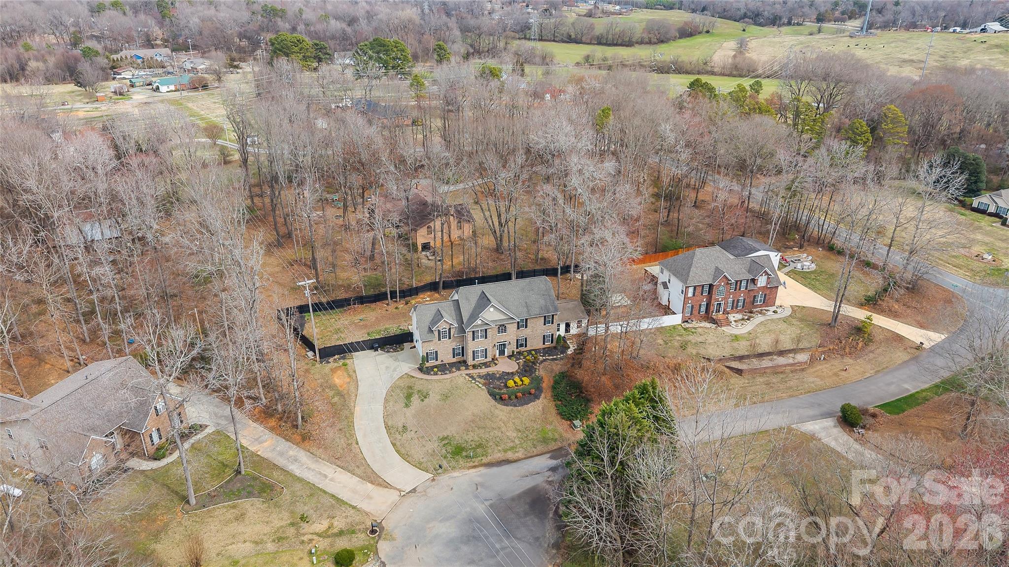 main property photo 43
