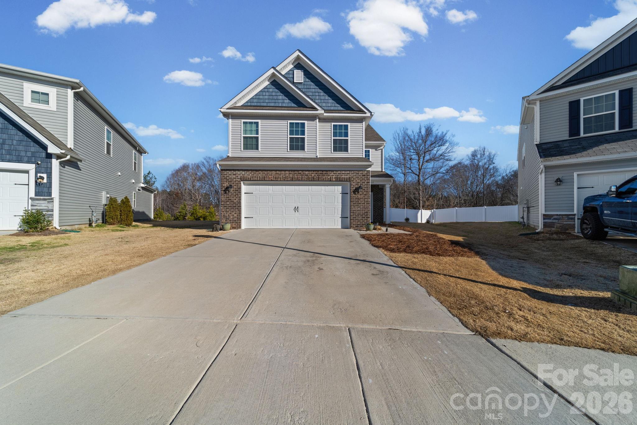 main property photo 41