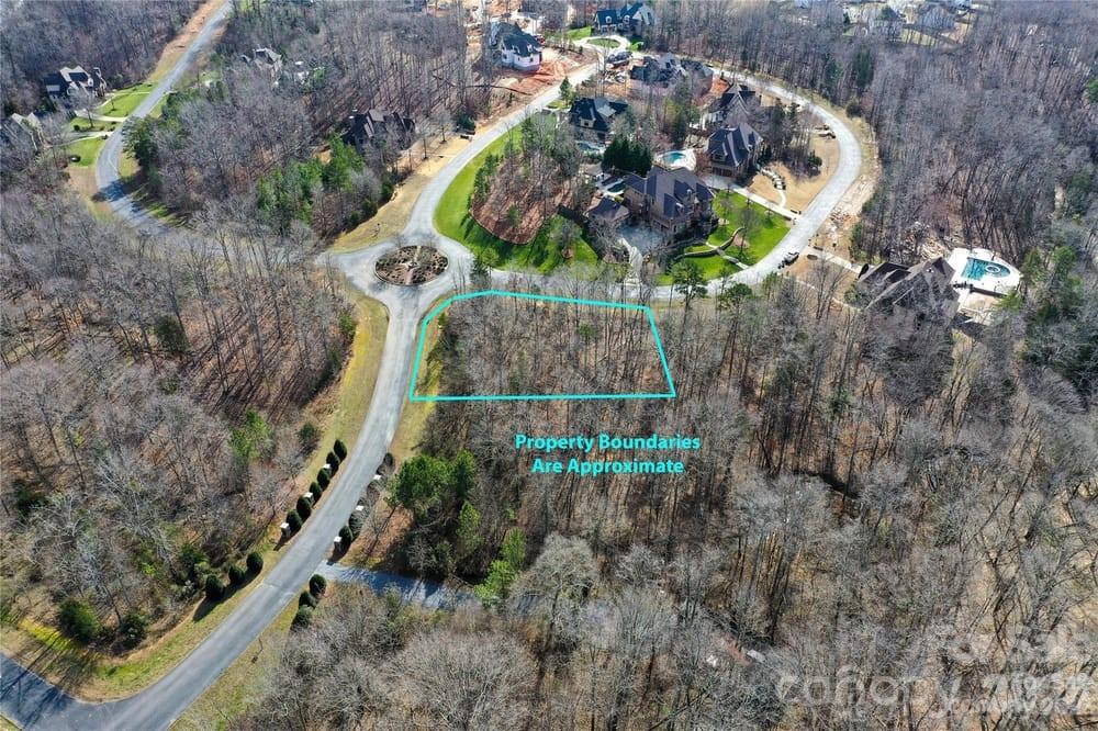 main property photo 6