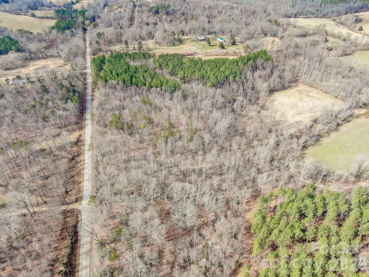 main property photo 37