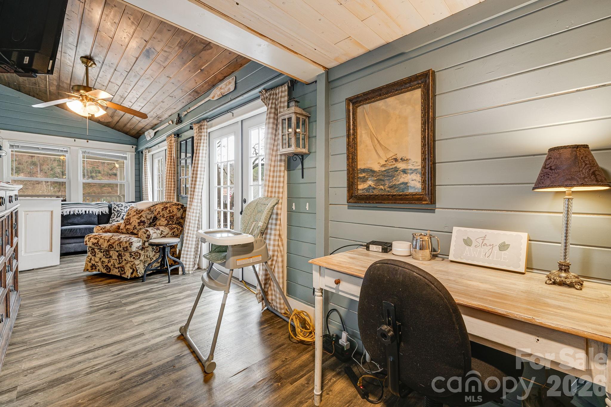main property photo 16