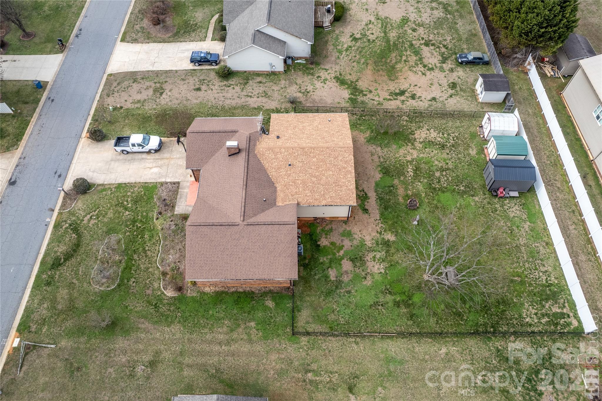 main property photo 43