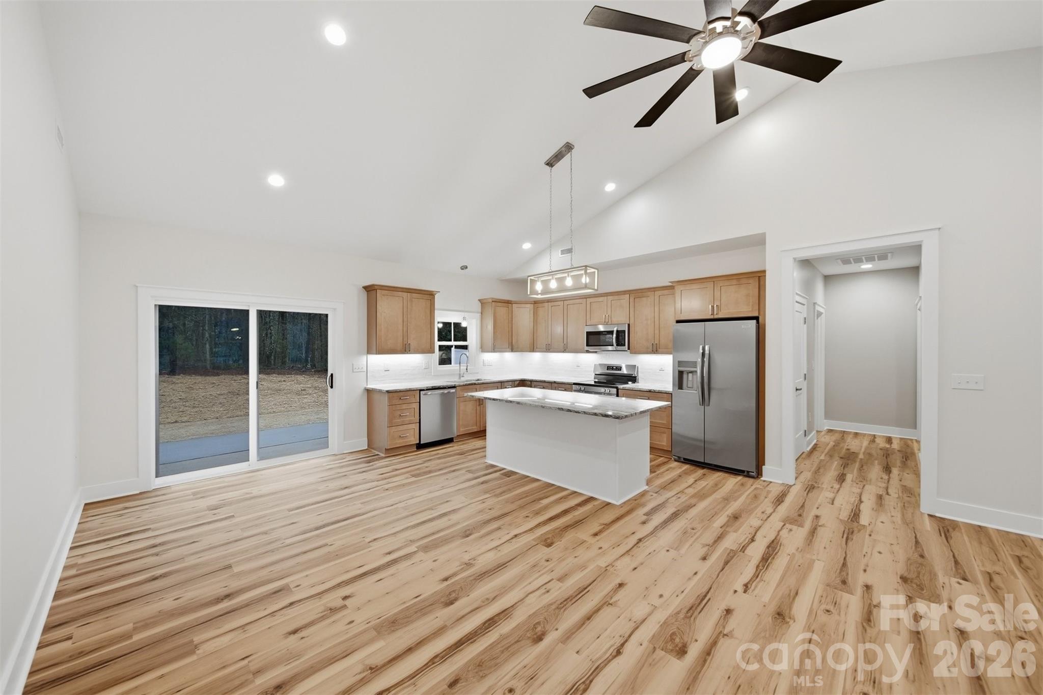 property viewer photo 11