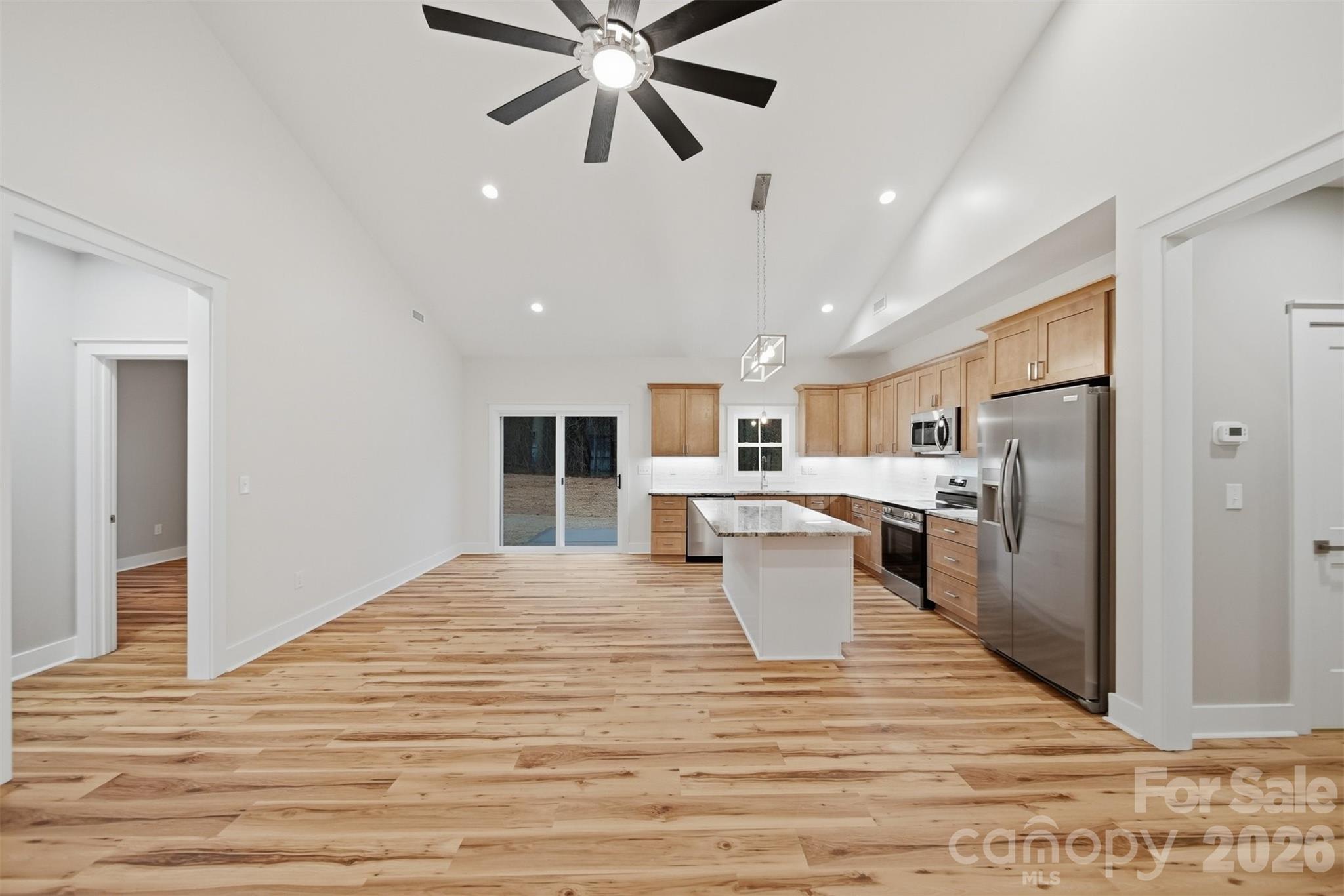 property viewer photo 12