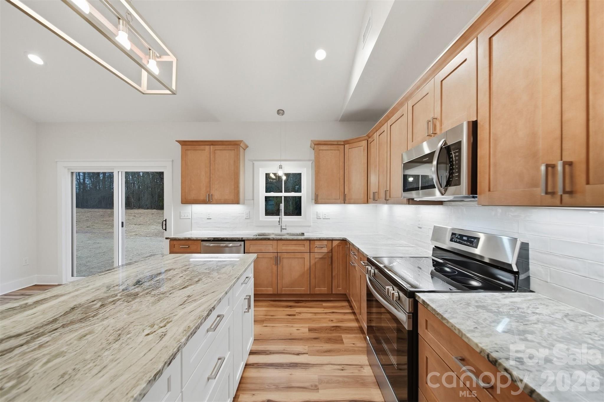 property viewer photo 14