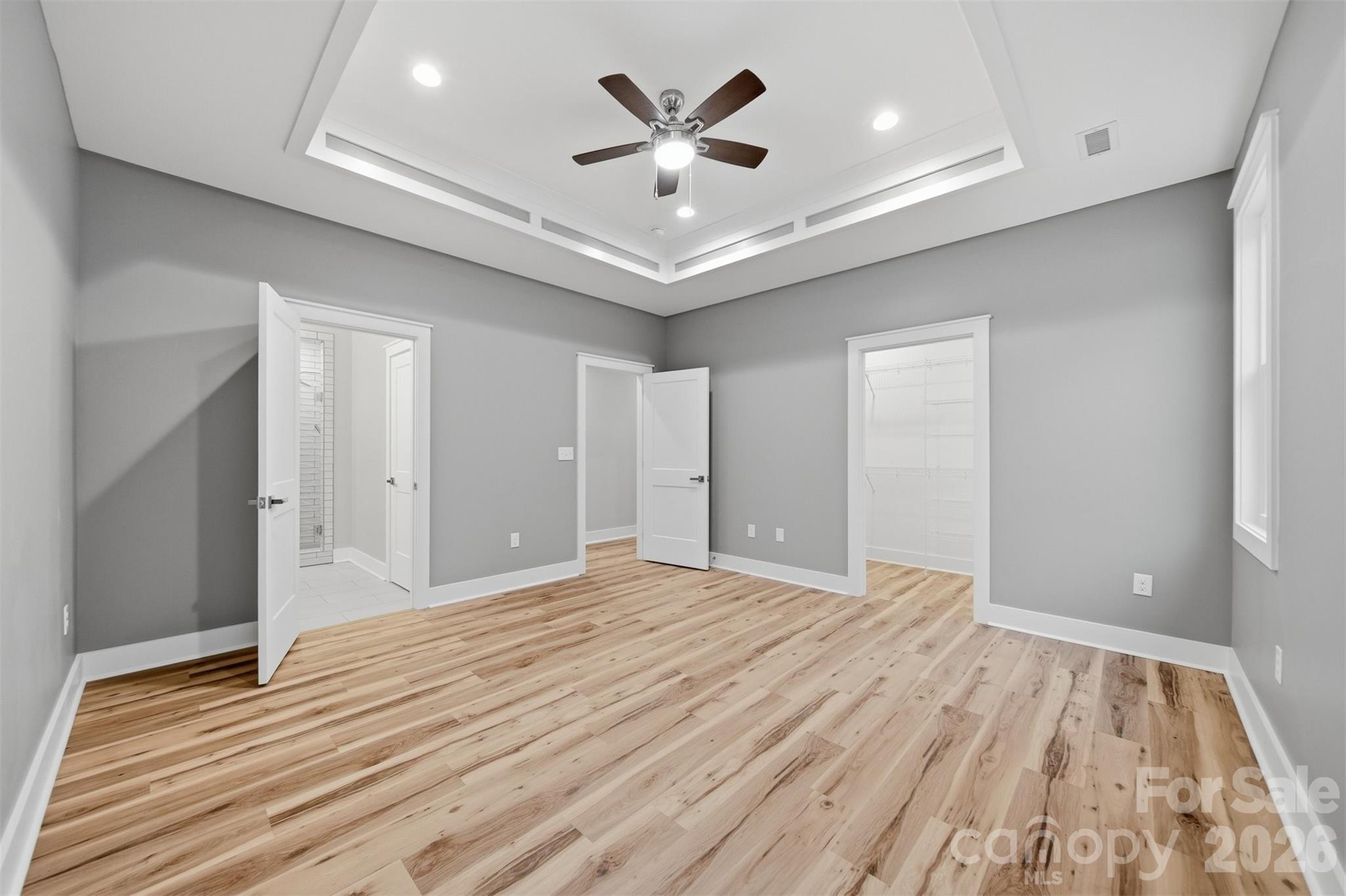 property viewer photo 21