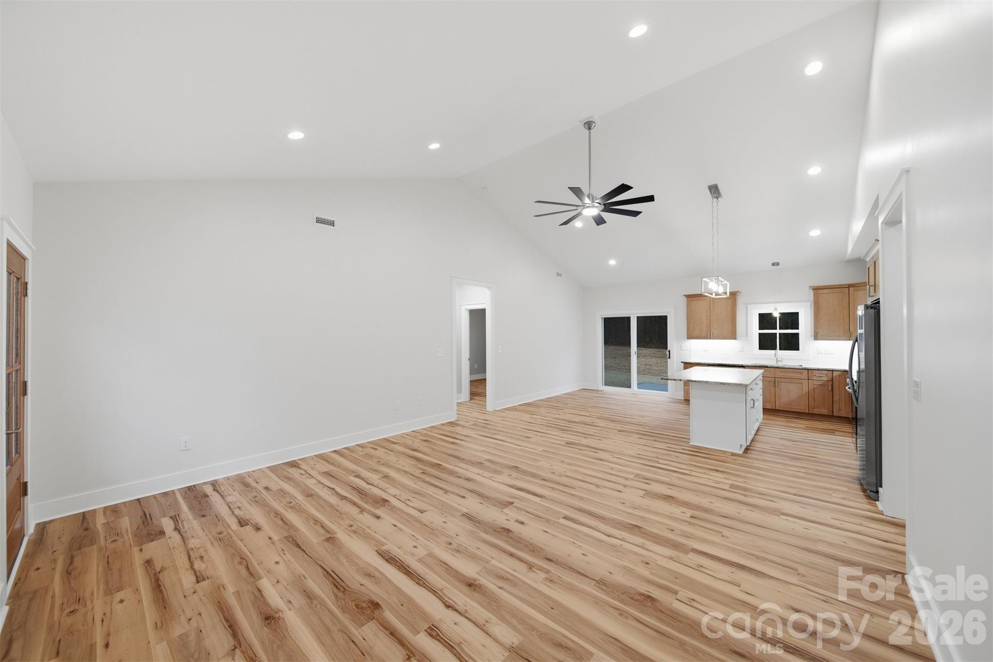 property viewer photo 5