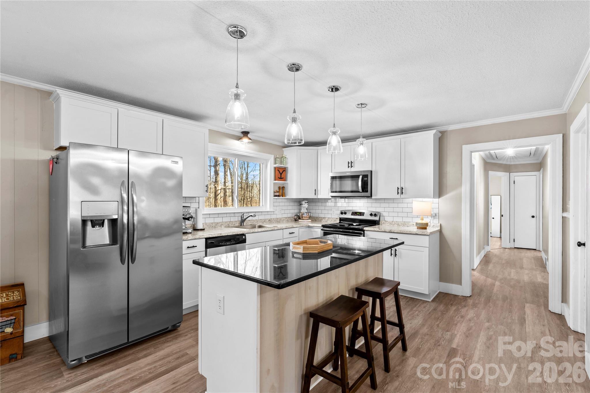 property viewer photo 15