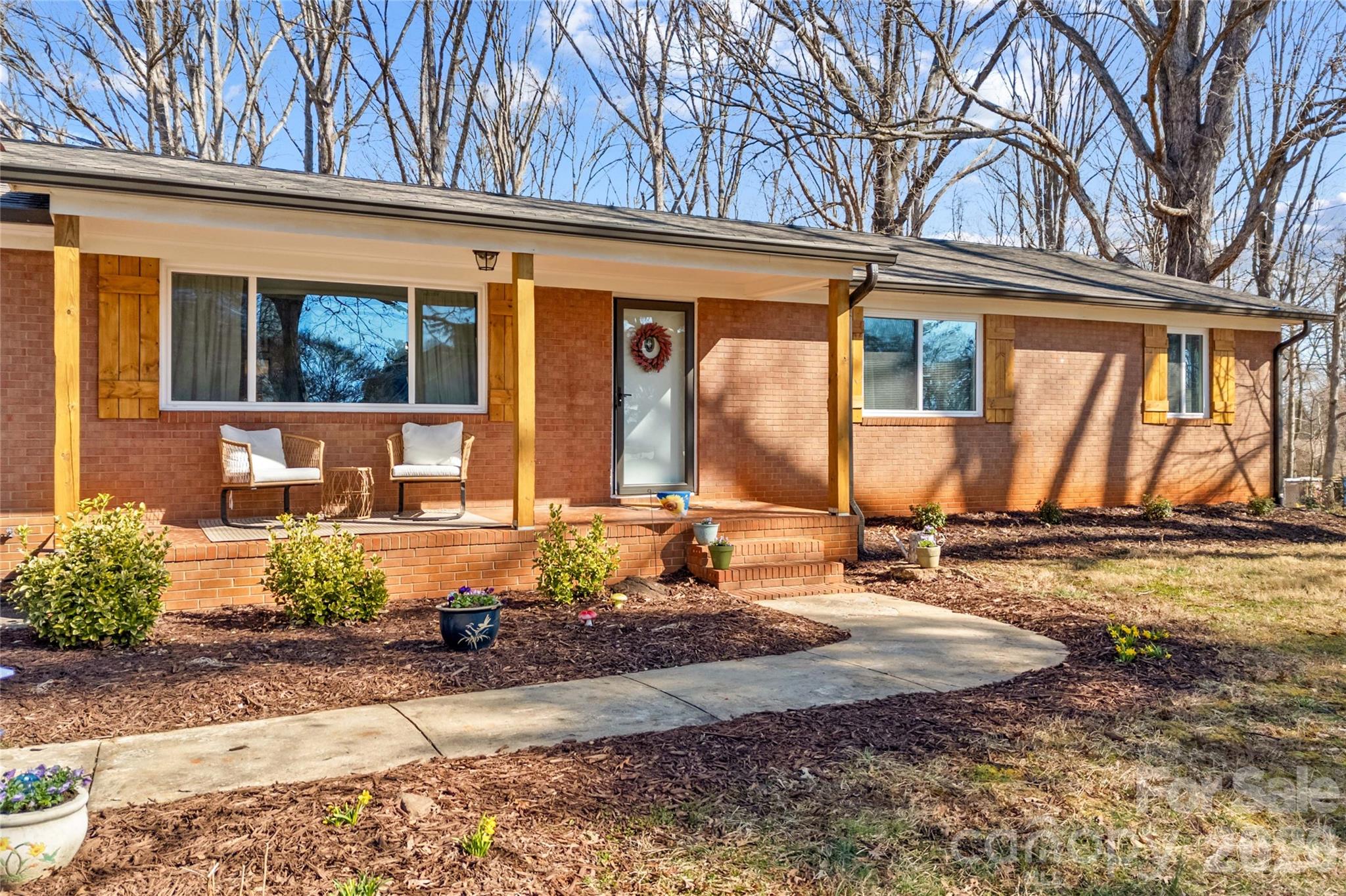 property viewer photo 2