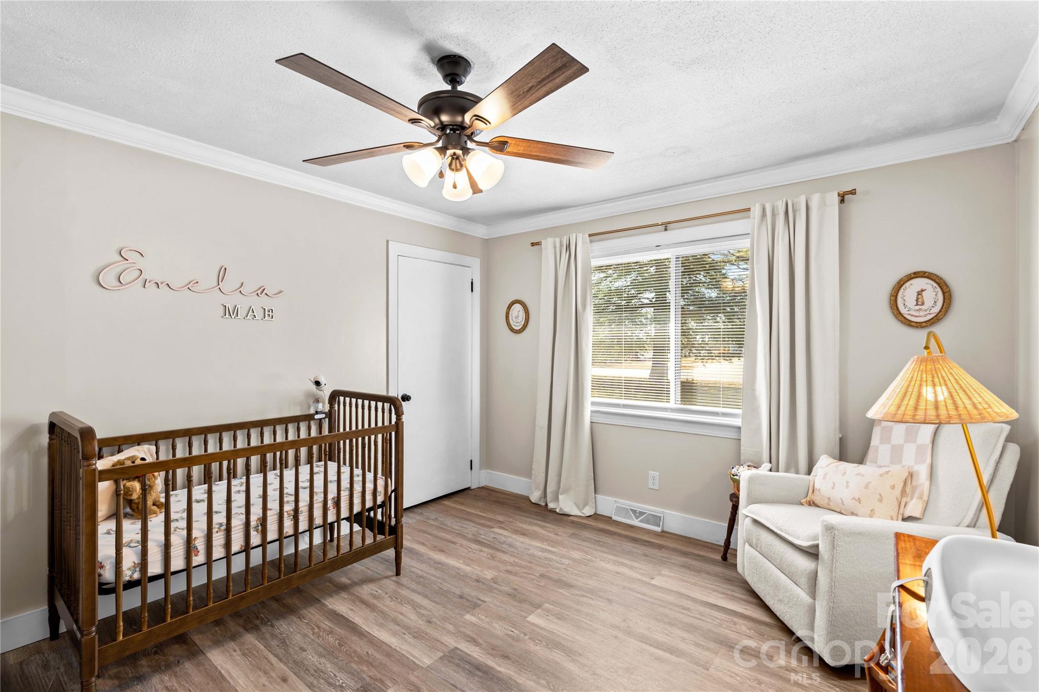 property viewer photo 21