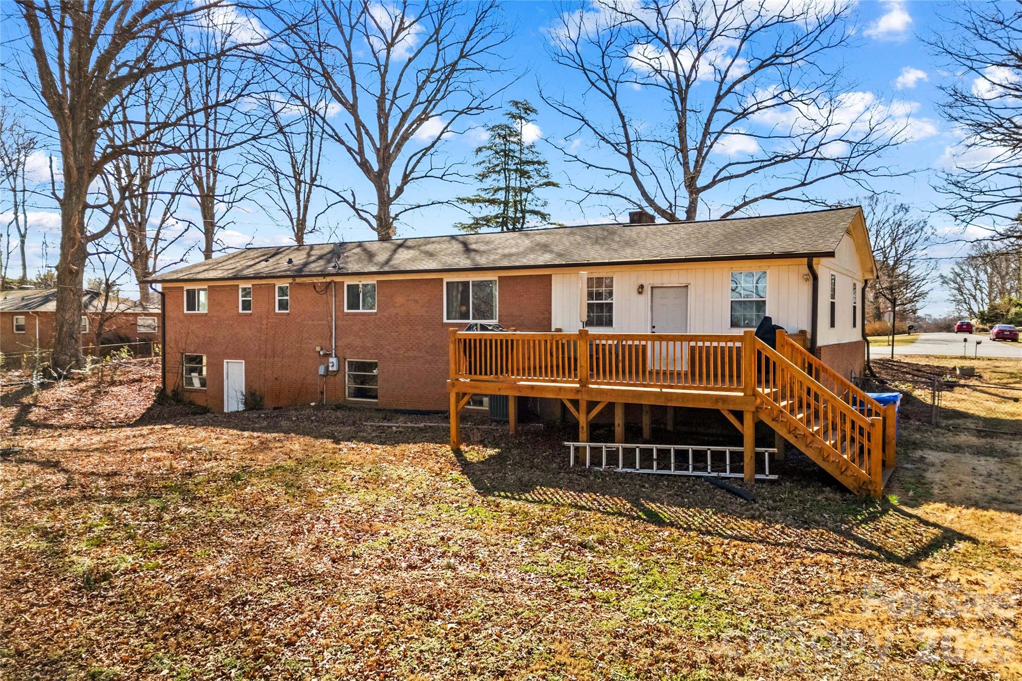 property viewer photo 32