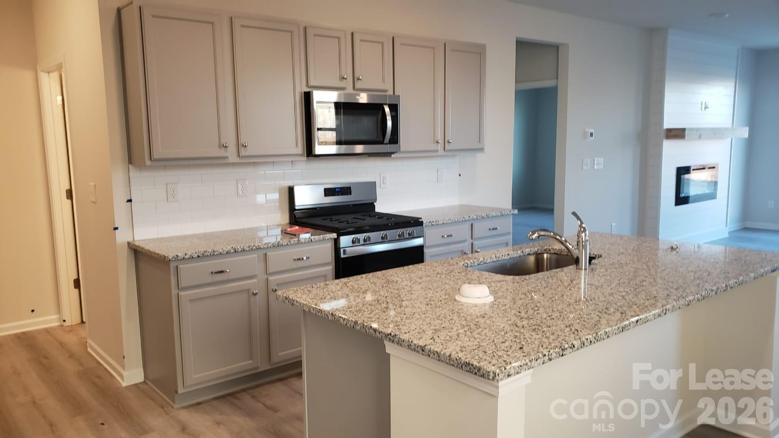 property viewer photo 2
