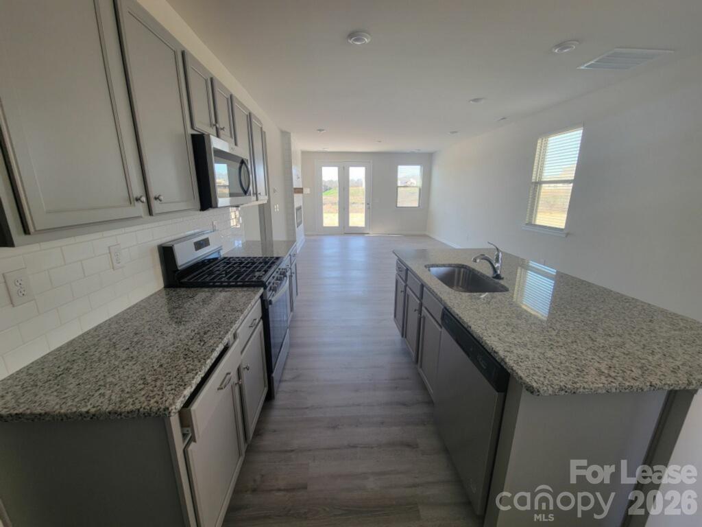 property viewer photo 6