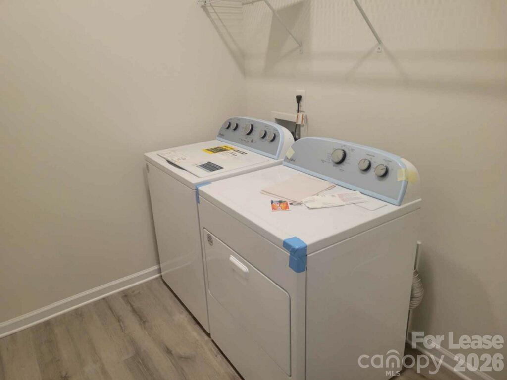 property viewer photo 8